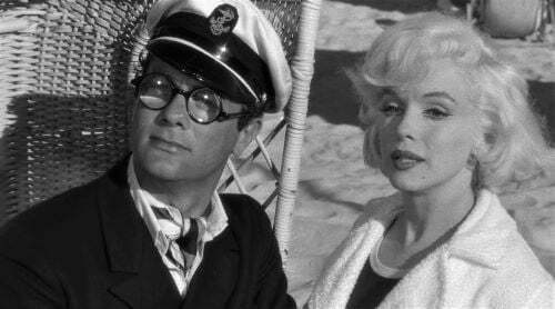 Tony Curtis and Marilyn Monroe as Cary Grant and Sugar Kane