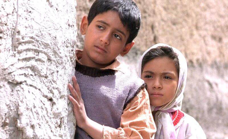 Ali and his sister Zahar in Children of Heaven (1997)