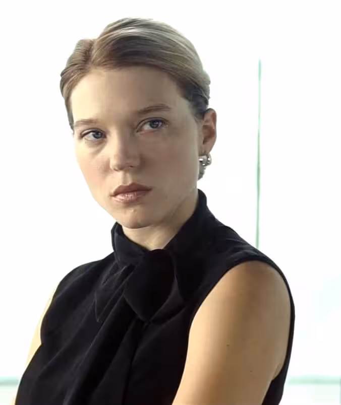 Bond girl Léa Seydoux in Spectre (2015). Nationality: French.